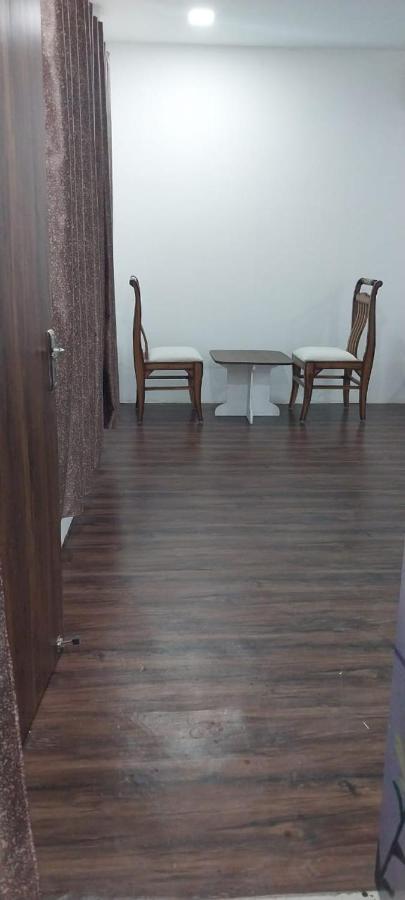 The Black Leaf Hotel Raipur  Room photo